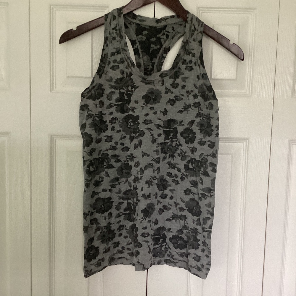 Athleta tank